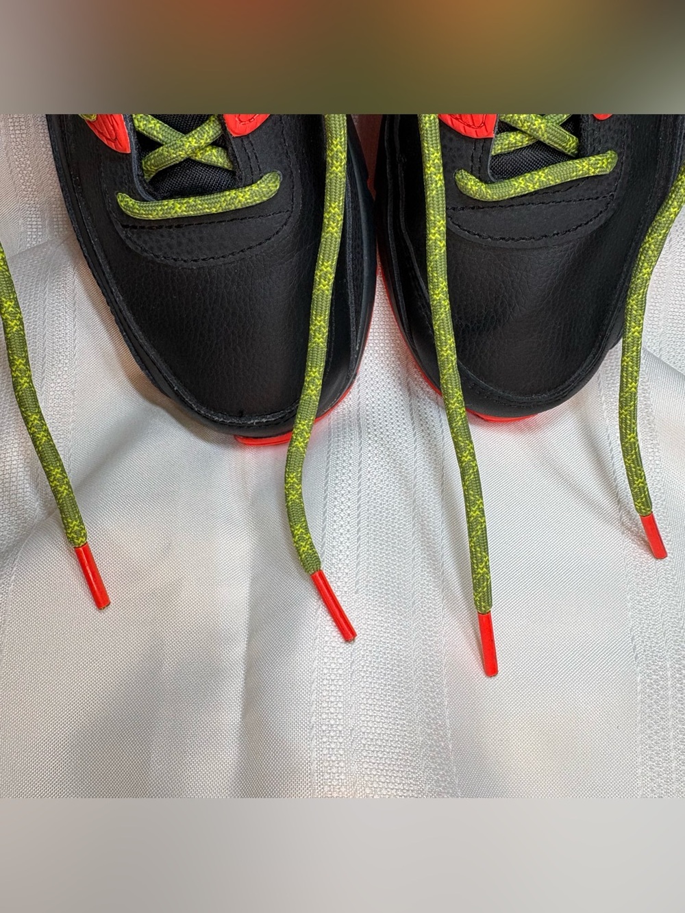 Nike Air Max 90 GS Black Asparagus Sneakers DC2100-001 size 6Y - Picture 14 of 14